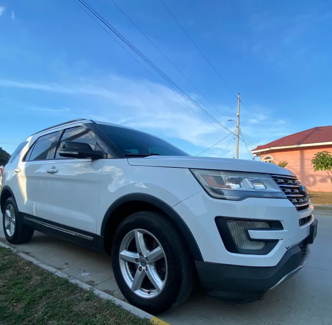 Ford Explorer 2017 XLT 4WD